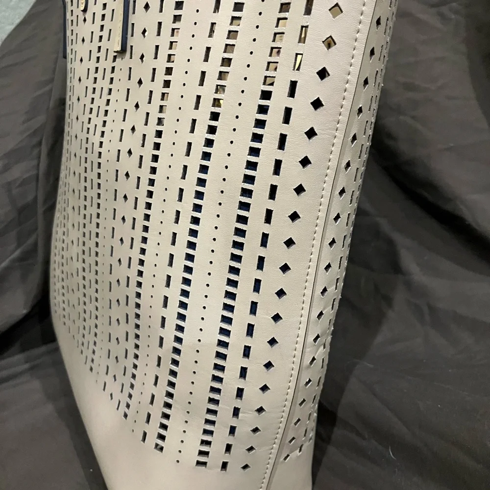 Stuff bundle - Tory Burch Cream Perforated Tote - Picture 11 of 16